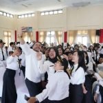 Bupati Pakpak Bharat Buka