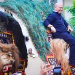 Kanjeng Pangeran Raden Aryo (Gelar dari Kraton Surakarta) Dr Drs Nikson Nababan Darmonagoro MSi diundang oleh masyarakat kampung Jawa, tepatnya di Dusun VI Pasar Gunung,