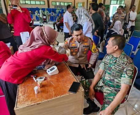 Kapolres Batu Bara ambil bagian dalam kegiatan donor darah