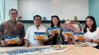 Tri Dharma Saputra Direktur Regal Springs Indonesia (RSI), Dr. Budi Sulistiyo, M.Sc Direktur Jenderal Penguatan Daya Saing Produk Kelautan dan Perikanan Kementerian Kelautan dan Perikanan, Arum P. Handayani Head of Legal and Regulatory RSI, Ratna Yudythia Marketing, Business Development & NPD Manager, Fitri Anggraini Media & Communication Sr. Manager