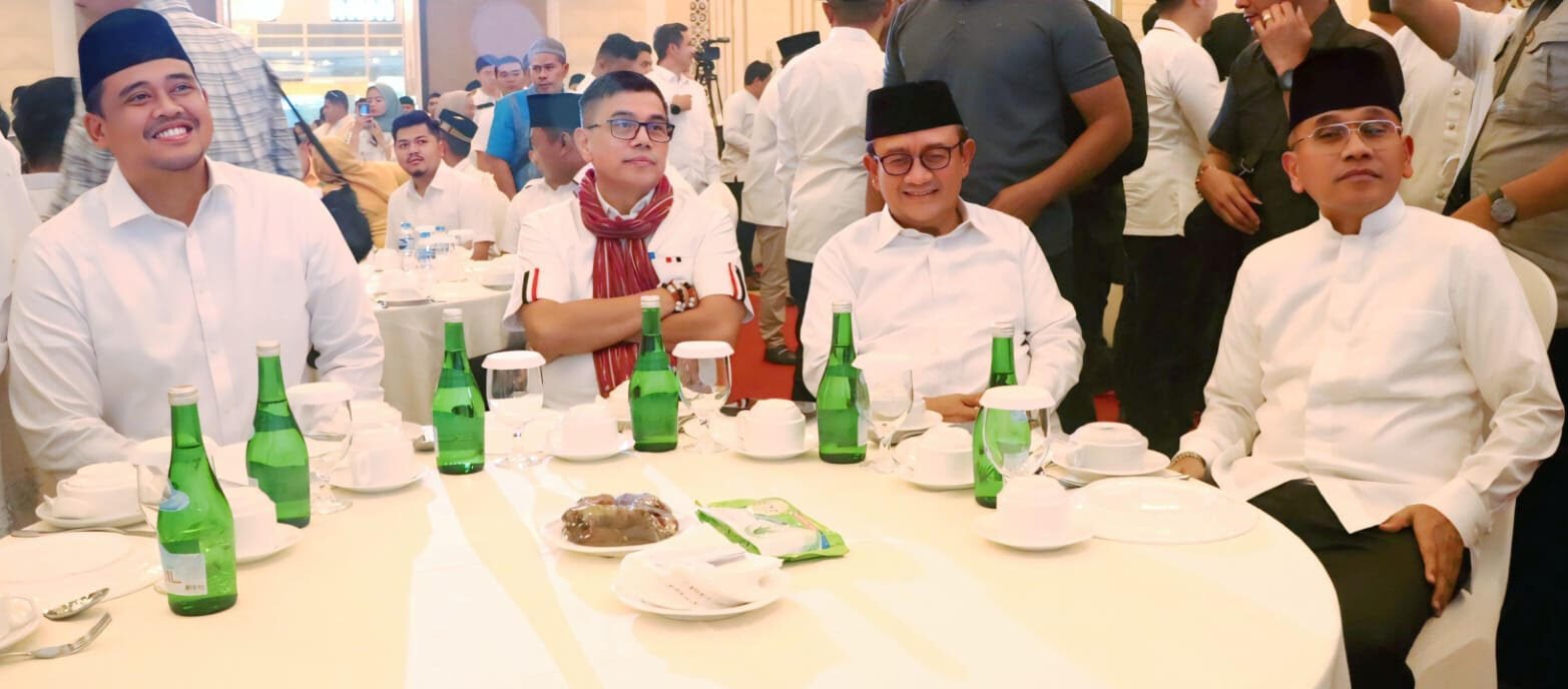 Bupati Simalungun saat hadiri Silaturahmi dan Buka Puasa Bersama Gubsu dan Wagubsu.