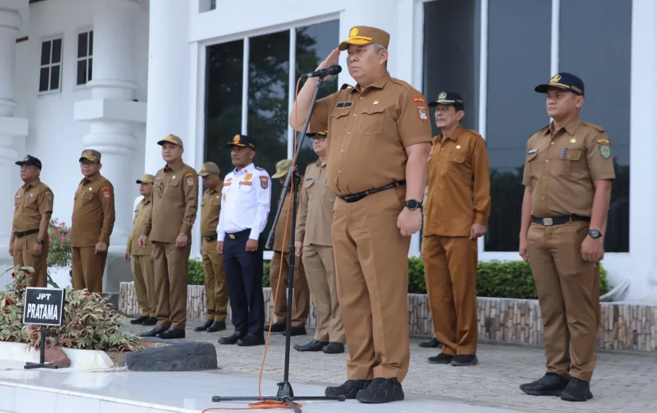 Sekda kab Asahan Zainal Aripin Sinaga Pimpin Apel Gabungan.