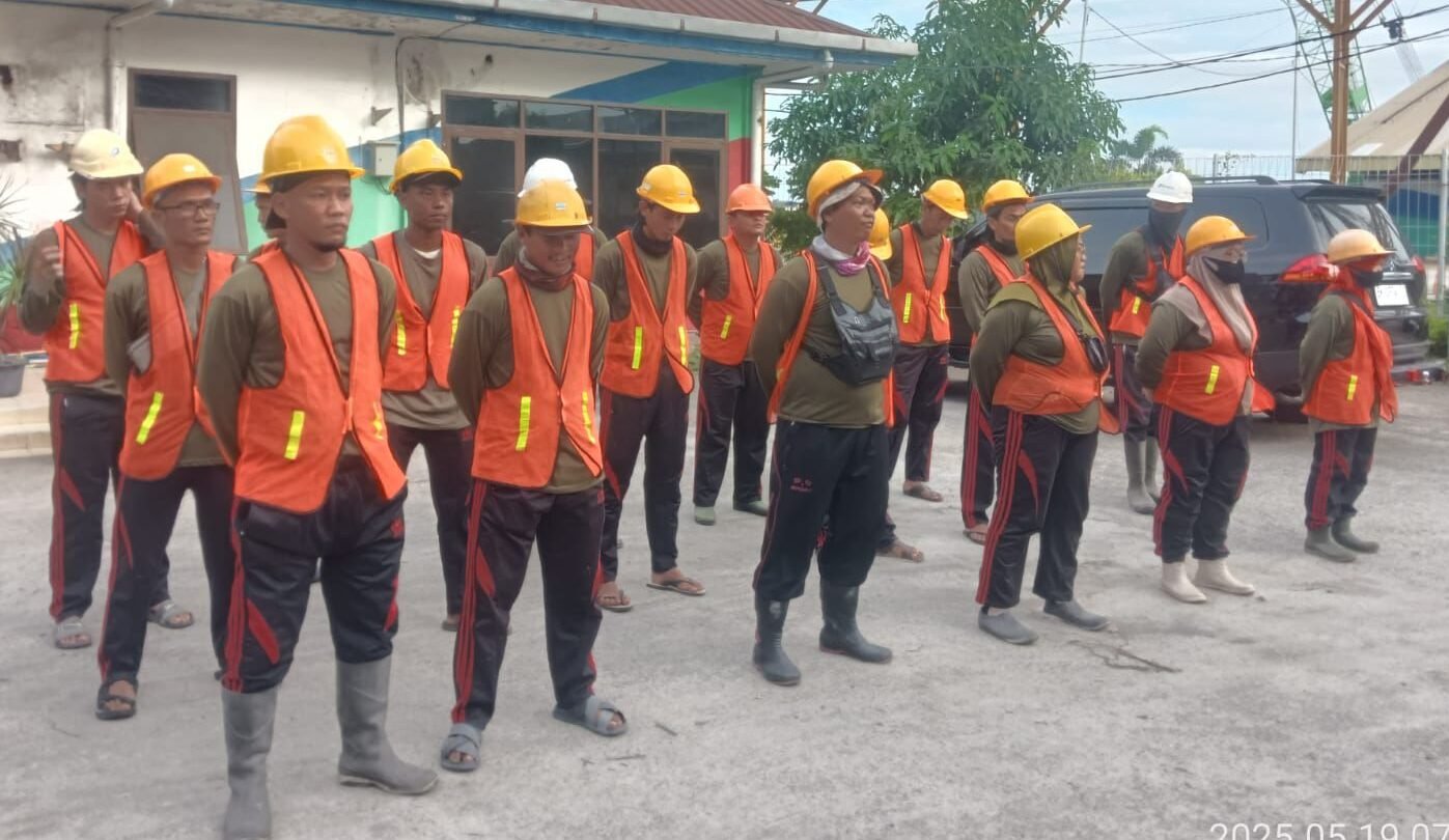 PT Pelabuhan Indonesia (Persero) Regional 1 Belawan atau Pelindo menunjukkan komitmen kuat dalam menjaga kebersihan kawasan pelabuhan sebagai bagian dari upaya meningkatkan kualitas.  