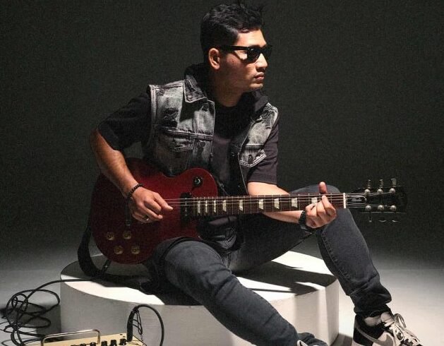 Deddy Lisan, Vokalis Andra and The Backbone..