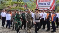 Kapolres Tapteng AKBP Wahyu Endrajaya, S.I.K, M.Si saat memimpin Apel Gelar Pasukan Ops Toba 2025, dilapangan Apel Mako Polres Tapteng, Senin (14/07/2025).