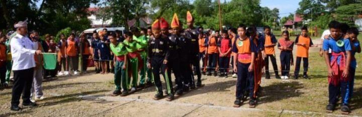 Wakil Bupati saat membuka kegiatan lomba permainan rakyat dan olahraga tradisional dan foto bersama, di Aula Katolik Center Pandan, Rabu (13/8/2025). 