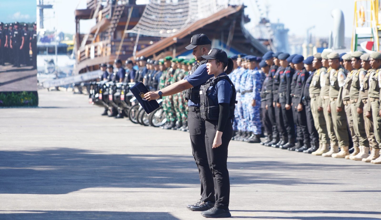 Imigrasi saat lakukan Pengukuhan 500 Peserta Satgas Patroli di Bali.