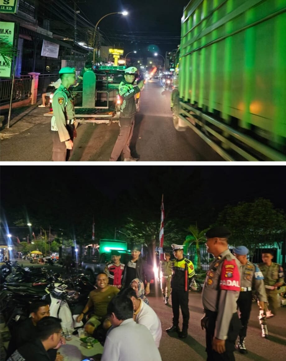 Patroli Gabungan Polres Sibolga mengatur arus lalu lintas dan menghampiri masyarakat di tempat-tempat keramaian, berikan himbauan Kamtibmas dengan melakukan pendekatan persuasif dan dialogis.