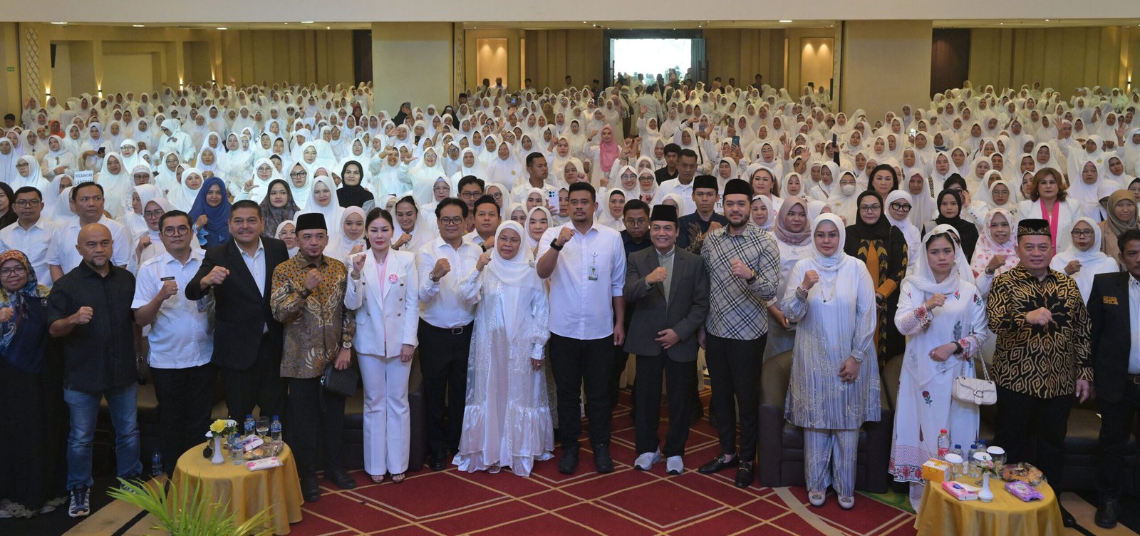 Gubernur Sumatera Utara (Sumut) Bobby Nasution menghadiri acara Milad ke-12 Majelis Ta’lim Halimah dan Launching Program Sejuta UMKM, di Tiara Convention Centre, Jalan Cut Mutia Nomor 1, Medan, Rabu (27/8/2025).