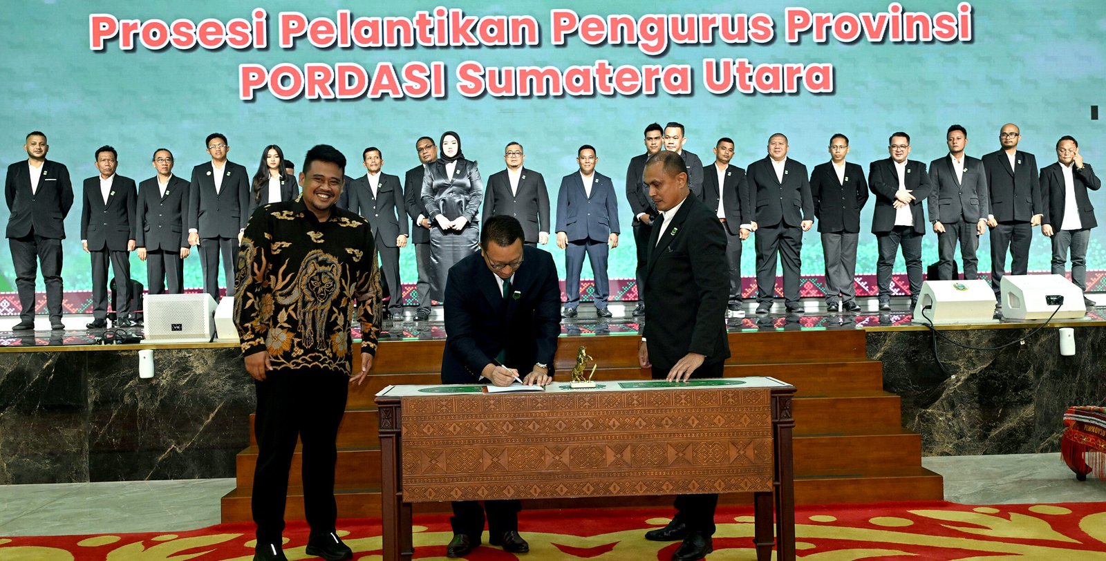 Gubernur Sumatera Utara (Sumut) Muhammad Bobby Afif Nasution menghadiri pelantikan Persatuan Olahraga Berkuda Seluruh Indonesia (PORDASI) Provinsi Sumut di Aula Raja Inal Siregar, Minggu (24/08/2025). Pelantikan dilakukan oleh Ketua Umum Pengurus Pusat Pordasi Aryo Djojohadikusumo dengan Yuriandi Siregar sebagai Ketua Umum Pengprov Sumut.
