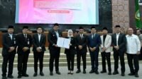 Gubernur Sumut Bobby Nasution menghadiri Rapat Paripurna DPRD Sumut dengan agenda Pengambilan Keputusan Bersama antara DPRD Sumut dengan Gubernur Sumut terhadap Ranperda tentang RPJMD Provinsi Sumut Tahun 2025-2029 di Ruang Rapat Paripurna DPRD Sumut, Jalan Imam Bonjol, Medan,