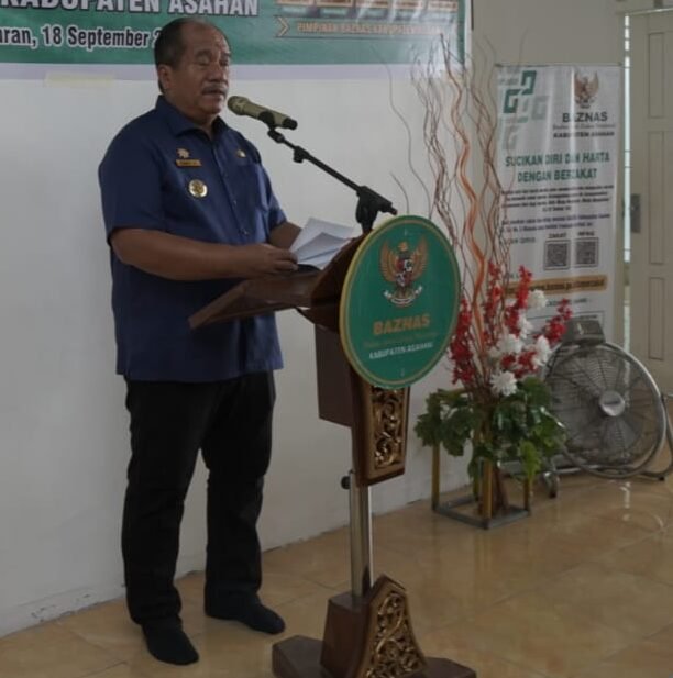 Taufik Zainal Abidin sampaikan kata sambutan diacara sosialisasi pembentukan UPZ.