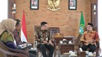 Gubernur Sumatera Utara (Sumut) Muhamamd Bobby Afif Nasution menerima audiensi Dewan Pengurus Partai Keadilan Sejahtera (PKS) Sumut, di Anjungan Lantai 9, Kantor Gubernur Sumut, Jalan Pangeran Diponegoro Nomor 30 Medan