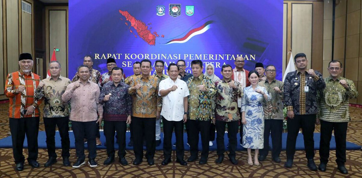 Gubernur Sumatera Utara (Sumut) Muhamamd Bobby Afif Nasution menghadiri Rapat Koordinasi (Rakor) Pemerintahan se-Wilayah Sumatera 2025, di Swiss-Belhotel Harbour Bay Batam,