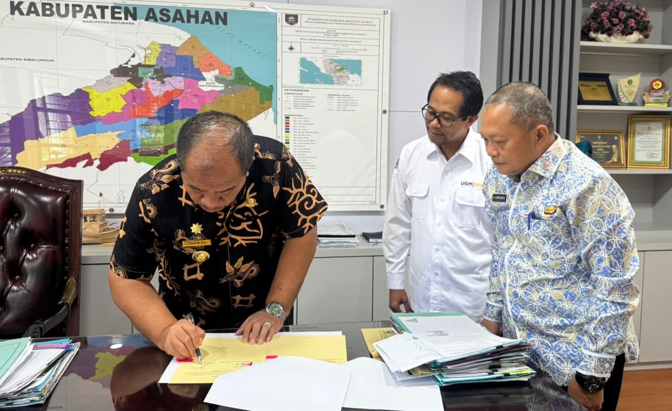 Taufik Zainal Abidin Tandatangani Nota Kesepahaman (MoU) dengan UGM.