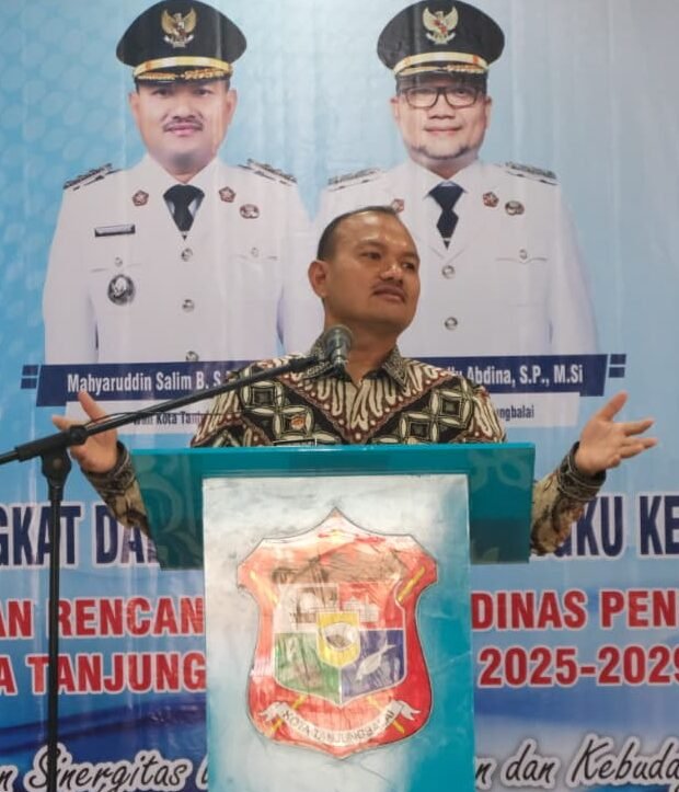 Mahyaruddi Salim sampaikan kata sambutan