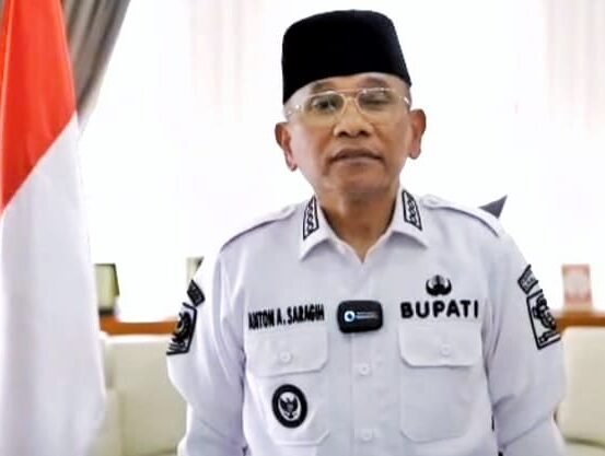 Bupati Simalungun, Dr. H. Anton Achmad Saragih
