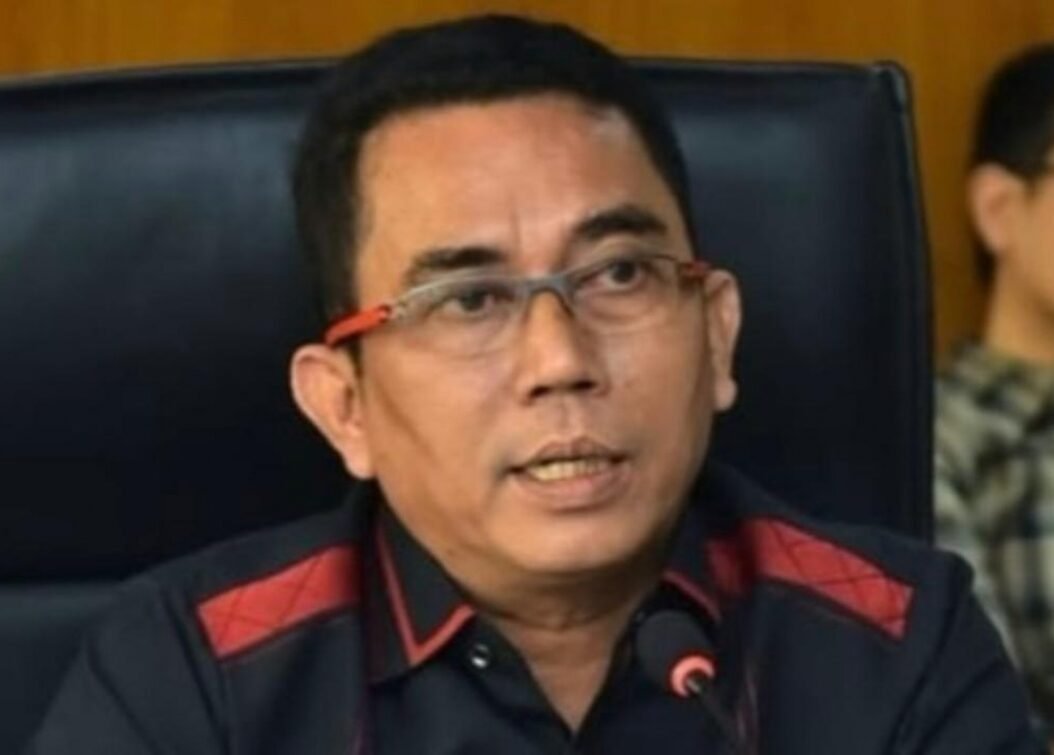 Ketua Komisi IV Paul Mei Anton Simanjuntak
