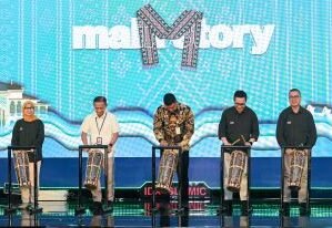 Gubernur Sumut, Bobby Nasution menghadiri Medan Sharia Investor City yang diselenggarakan oleh IDX Bursa Efek Indonesia di Grand Ballroom Hotel JW Marriot, Jalan Putri Hijau, Medan, Jum'at (21/11/2025).