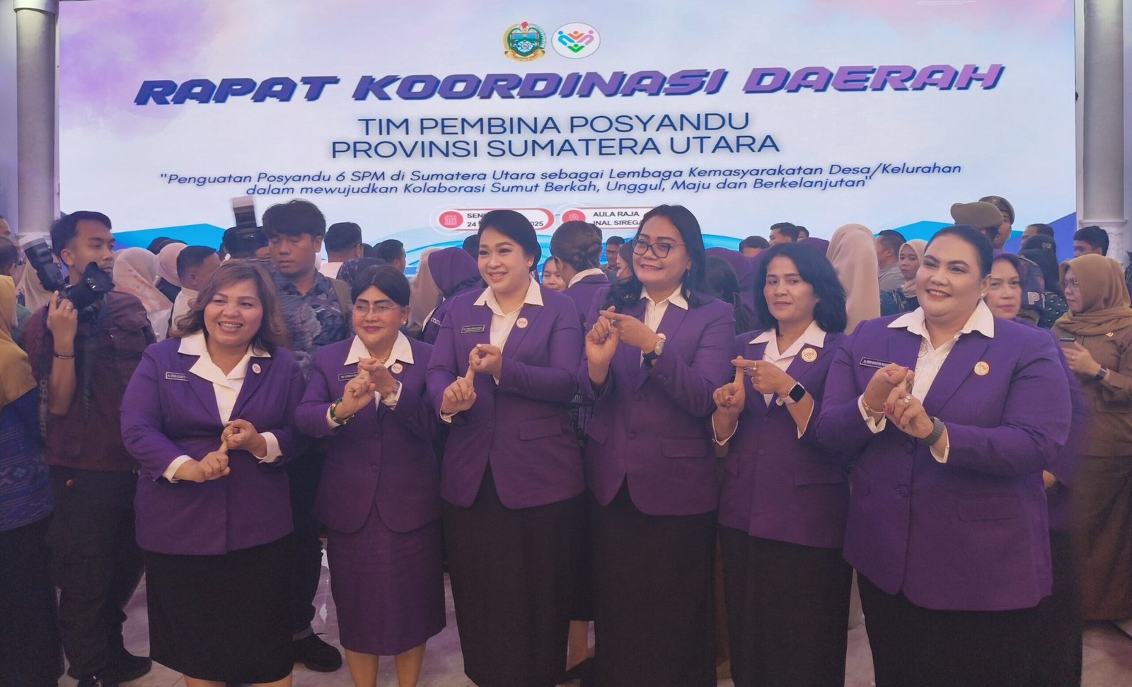 Ketua TP Posyandu Taput ikut menghadiri Rakorda Posyandu Sumut di Medan