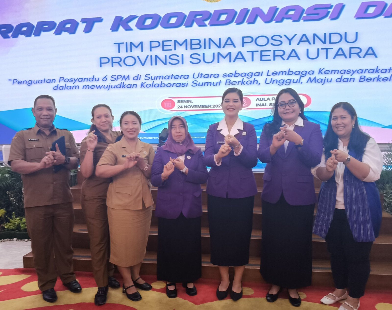 Ketua TP Posyandu Taput ikut menghadiri Rakorda Posyandu Sumut di Medan.