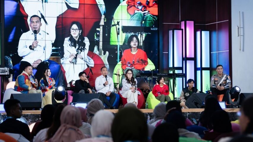 Bripda Ananda Rafi viral lewat konten edukasi tertib berlalu lintas, kini masuk jajaran artis Jwara Creative.