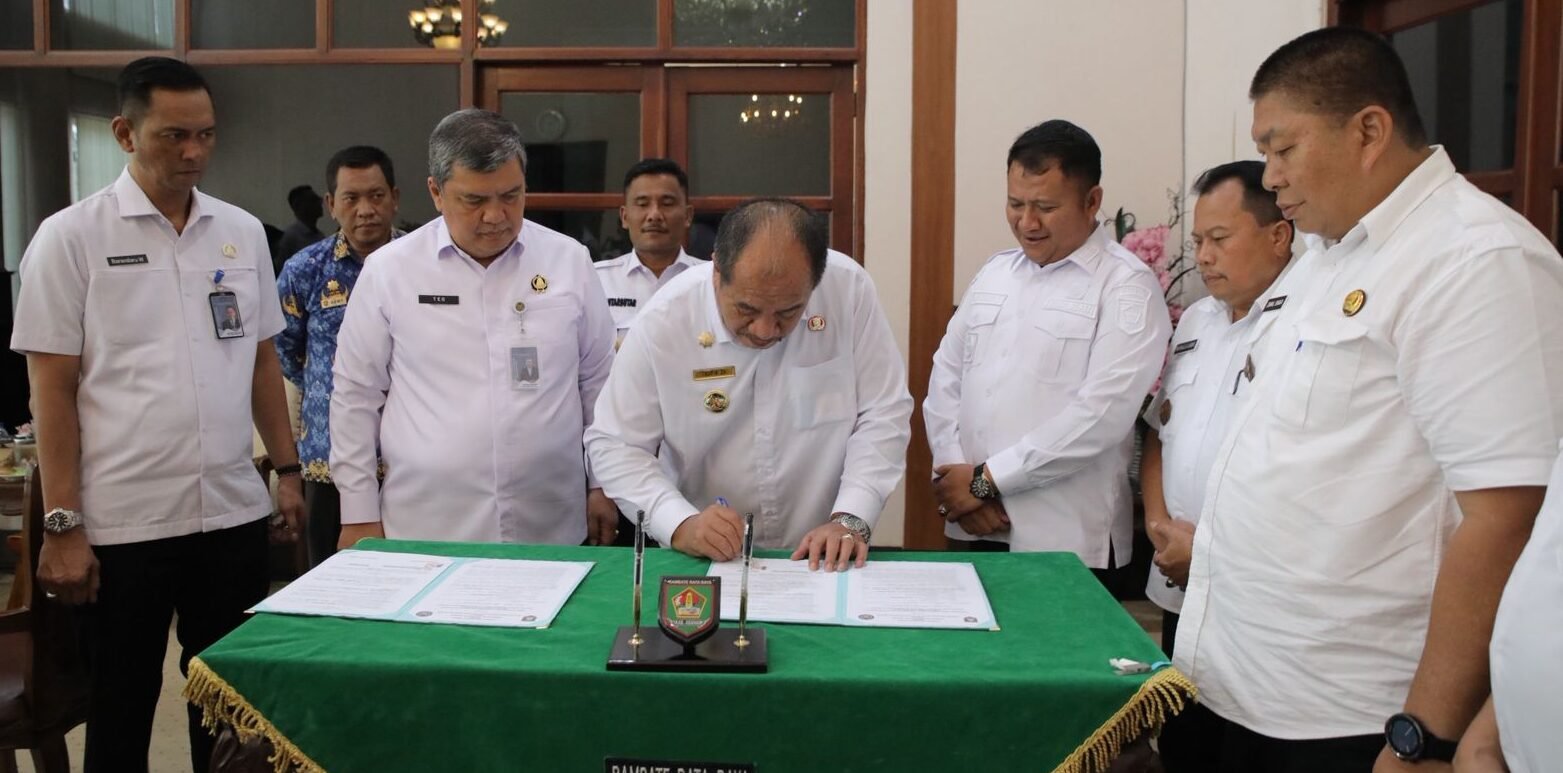 Taufik Zainal Abidin tandandatangi NPHD dan BAST hibah tanah dan bangunan kepada Kantor Imigrasi Kelas II TPI Tanjung Balai Asahan.