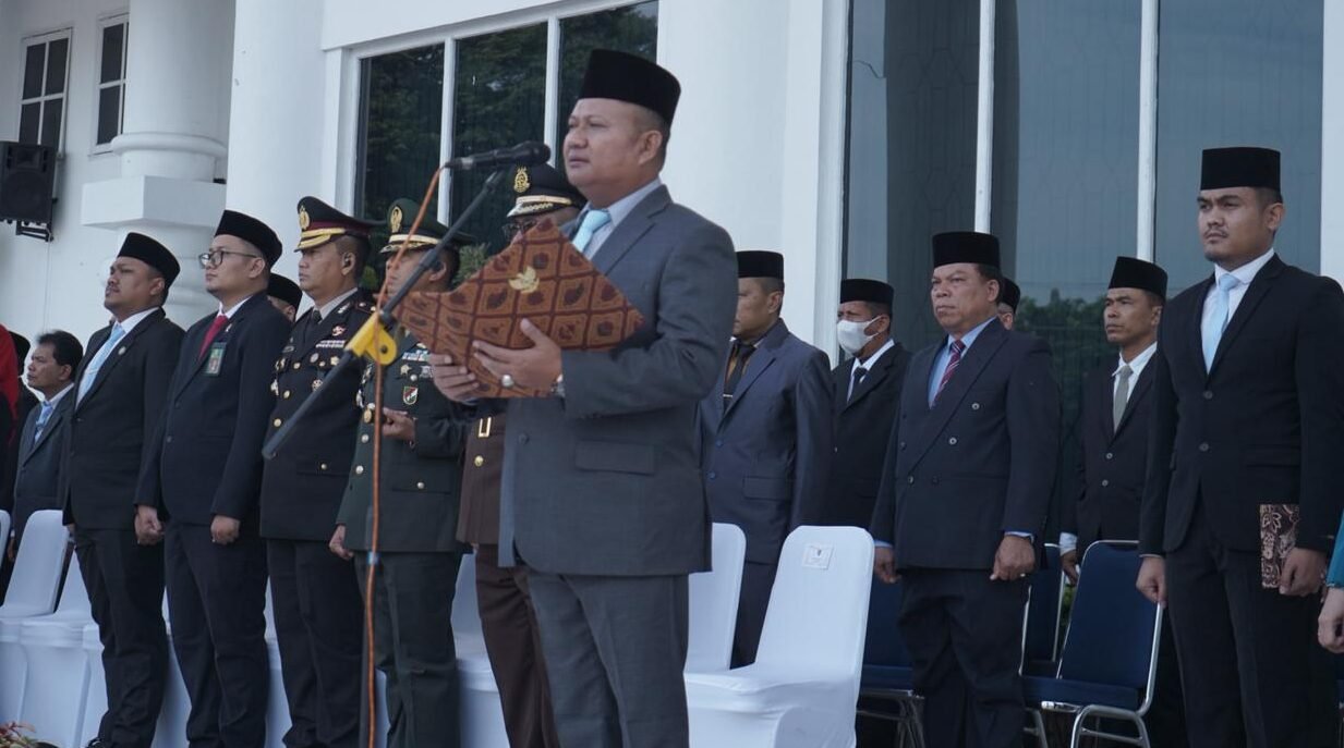 Rianto membacakan pidato Menteri Pemuda dan Olahraga RI