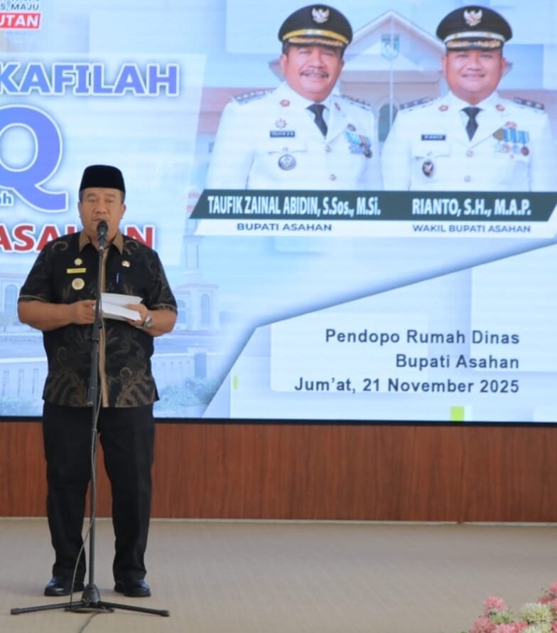 Taufik Zainal Abidin sampaikan kata sambutan.