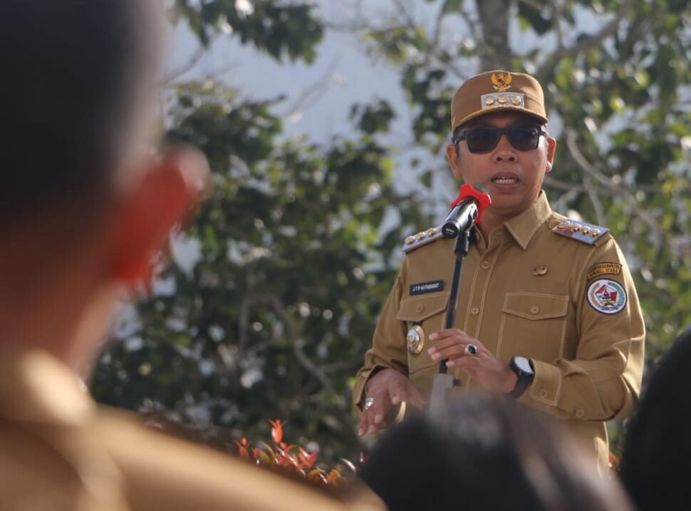 Bupati Taput tegaskan,apel pagi setiap Senin untuk kesiapsiagaan dan monitoring kinerja.