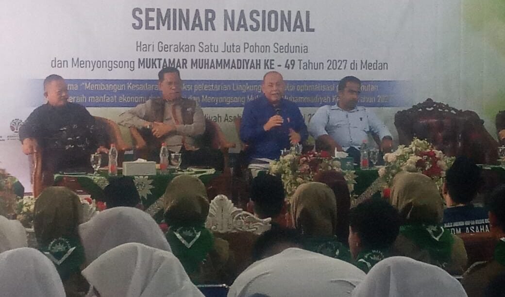 Kepala BPDAS dan Hutan Lindung Asahan Barumun Ahmad Taufik Siregar, S.Hut, M.Si, Ketua Fraksi PAN DPRD Sumatera Utara Ir.H.Yahdi Khoir Harahap, MBA dan  Direktur Lembaga Mitra Lestari Hijau  DR.Rahmat Suryanto Pringadi, SP, MP menjadi pembicara di seminar nasional hari gerakan satu juta pohon sedunia dan menyongsong muktamar Muhammadiyah ke 49 tahun 2027. 