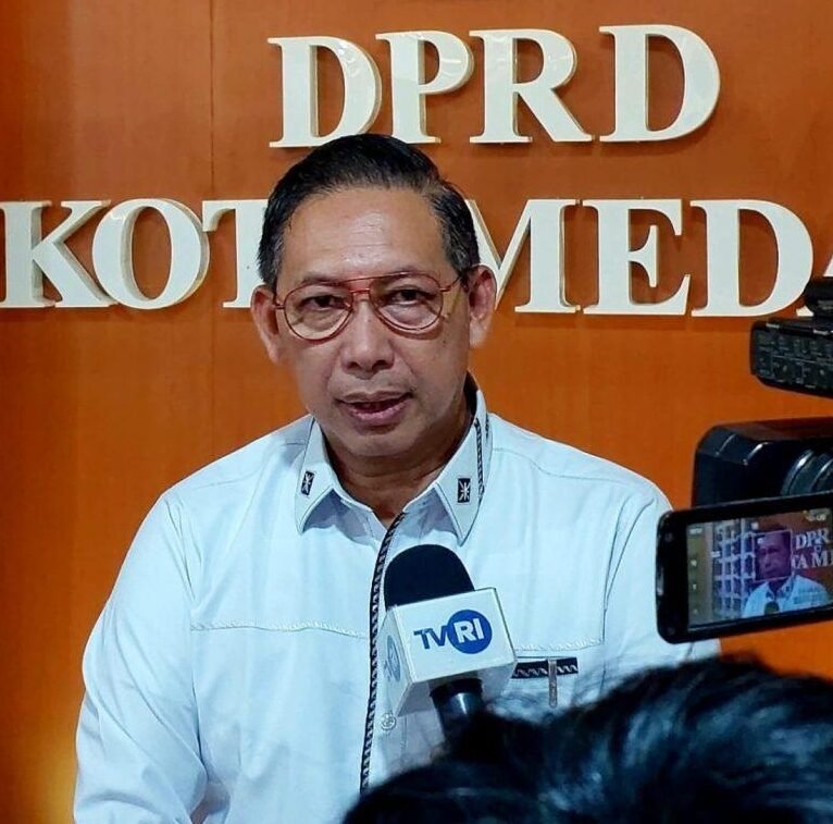 Ketua DPRD Medan Drs Wong Chun Sen