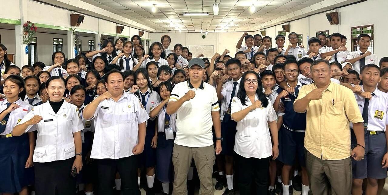 Bupati Taput menyemangati 106 siswa yang dipersiapkan untuk SMA unggulan