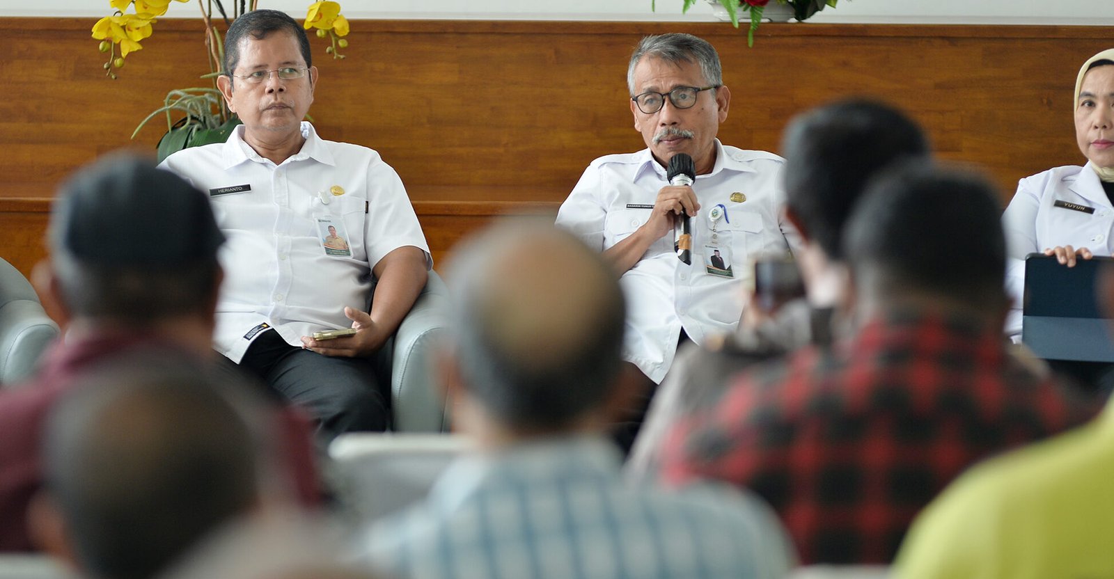 Pemerintah Provinsi Sumatera Utara (Sumut) melalui Asisten Pemerintahan dan Kesejahteraan Rakyat Sekretariat Daerah Provinsi Sumut Basarin Yunus Tanjung dan Badan Penanggulangan Bencana Daerah Provinsi Sumut melakukan Konferensi Pers terkait Perkembangan Penanganan Bencana Alam di Sumut. Kegiatan yang difasilitasi Dinas Kominfo Sumut ini berlangsung di Lobby Dekranasda Lantai 1 Kantor Gubernur Sumut Jalan Diponengoro Kota Medan