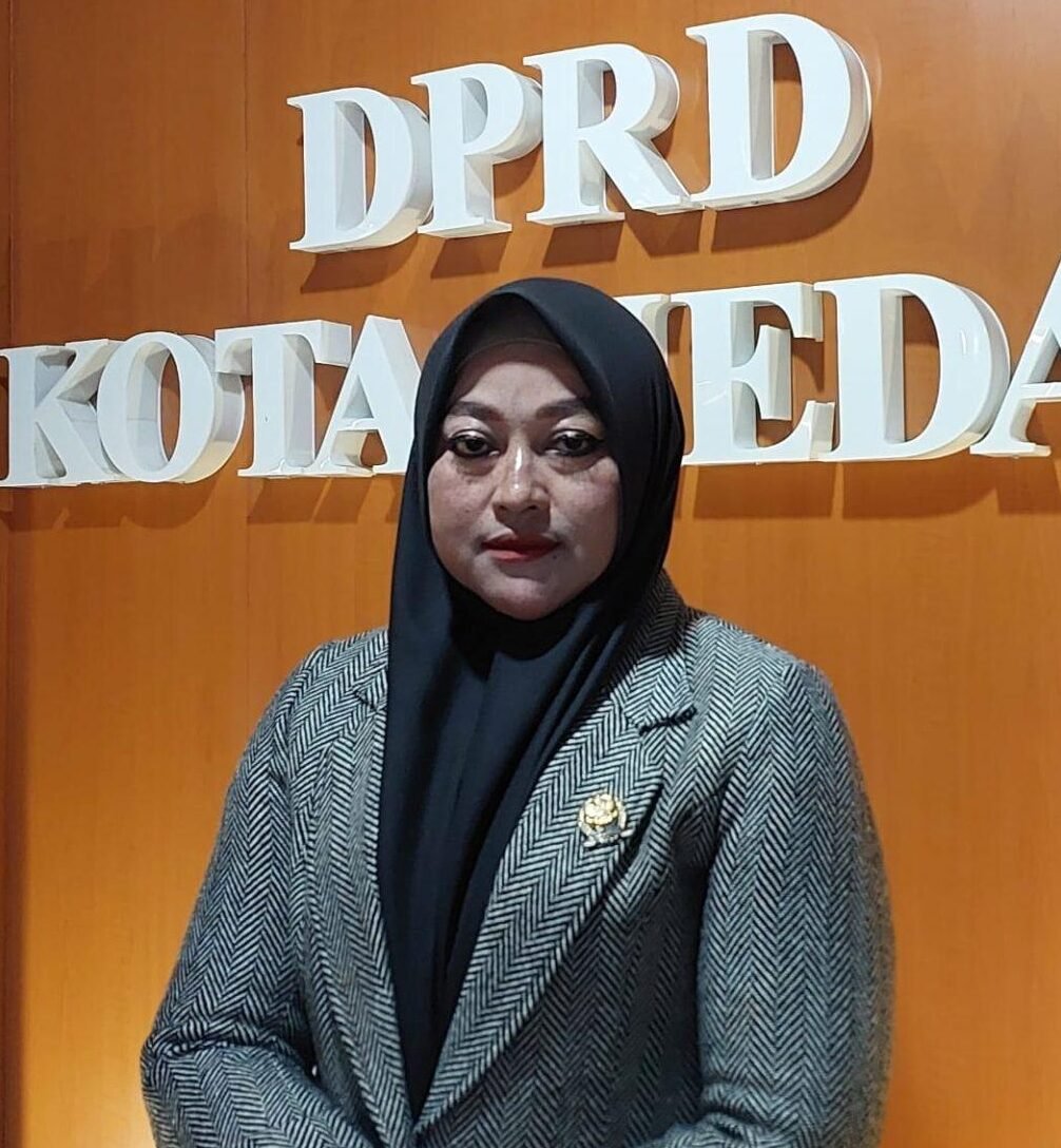 Wakil Ketua Fraksi Hanura – PKB DPRD Medan Hj Roma Uli Slalahi, SST MKM