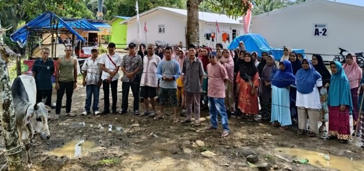 Bantuan 10 ekor sapi dari Gubernur Sumatera Utara (Sumut) Muhammad Bobby Afif Nasution diserahkan langsung kepada masyarakat korban bencana alam di Kabupaten Tapanuli Selatan (Tapsel) dan Tapanuli Tengah (Tapteng) menjelang perayaan Idulfitri 1447 Hijriah.