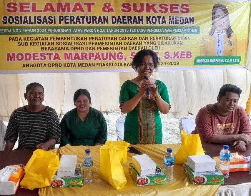 Anggota DPRD Medan Modesta Marpaung SKM S Keb minta Kepling komunikasi dan kordinasi dengan warganya mengatasi masalah sampah di lingkungannya