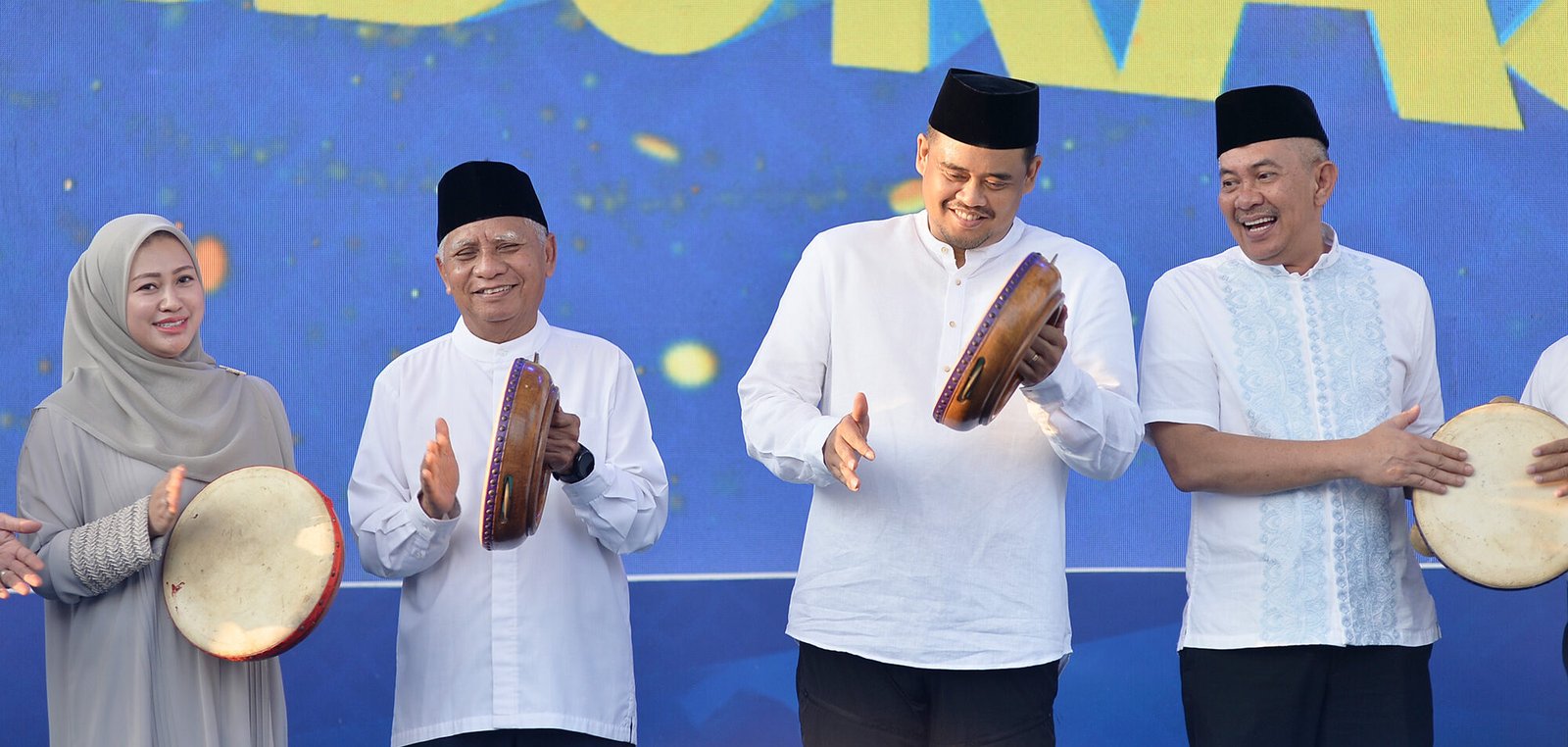 ubernur Sumatera Utara (Sumut) Bobby Nasution membuka secara resmi Kolaborasi Pekan Ramadhan Sumut 2026 di Arena Pekan Raya Sumut Jalan Jenderal Gatot Soebroto Kota Medan. Sabtu (7/3/2026). Pekan Ramadhan ini dimeriahkan oleh berbagai hiburan religi dan diisi oleh berbagai stan UMKM Sumut.