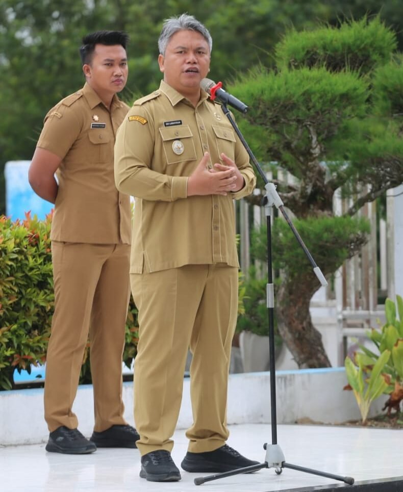 Wabup Taput berulangkali menekankan dalam setiap apel pagi pentingnya disiplin ASN untuk pelayanan optimal.