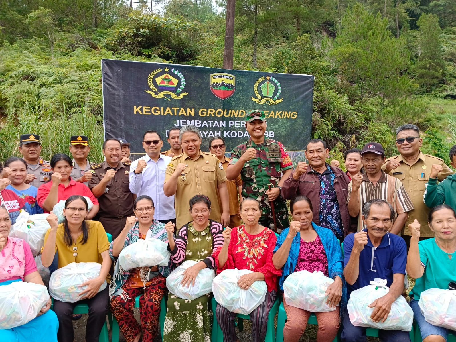 Groundbreaking pembangunan jembatan Sitakka program TNI AD.*
