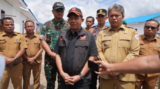 Kepala BNPB Suharyanto kunker ke Taput meninjau progres pembangunan Huntap,didampingi Wabup Deni Lumbantoruan.