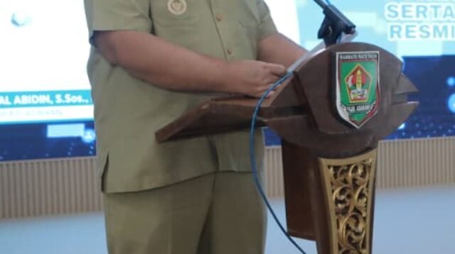 Taufik Zainal Abidin saat memberikan pengarahan kepada OPD Pemkab Asahan