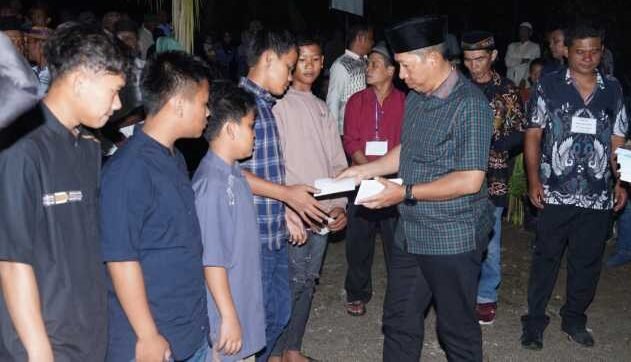 Bupati Taput JTP Hutabarat menghadiri Halal Bilhalal se Wilayah Pahae,pererat tali silaturahmi kebersamaan.