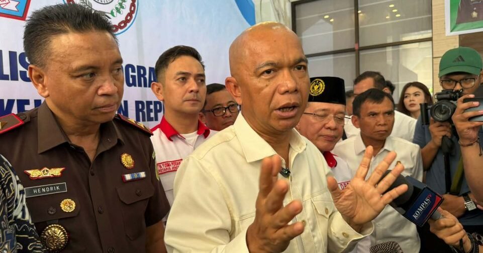 Jamintel Reda Manthovani perketat pengawasan Program MBG demi generasi emas Indonesia. 