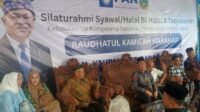 Anggota DPRD Sumut Ir H Yahdi Khoir Harahap, MBA saat berada di tengah-tengah tamu undangan di acara halal bi halal dan tasyakuran.