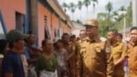 Bupati Taput JTP Hutabarat ke sekian kalinya meninjau pembangunan hunian tetap pasca bencana alam 2025,memastikan percepatan penyelesaiannya.