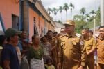 Bupati Taput JTP Hutabarat ke sekian kalinya meninjau pembangunan hunian tetap pasca bencana alam 2025,memastikan percepatan penyelesaiannya.
