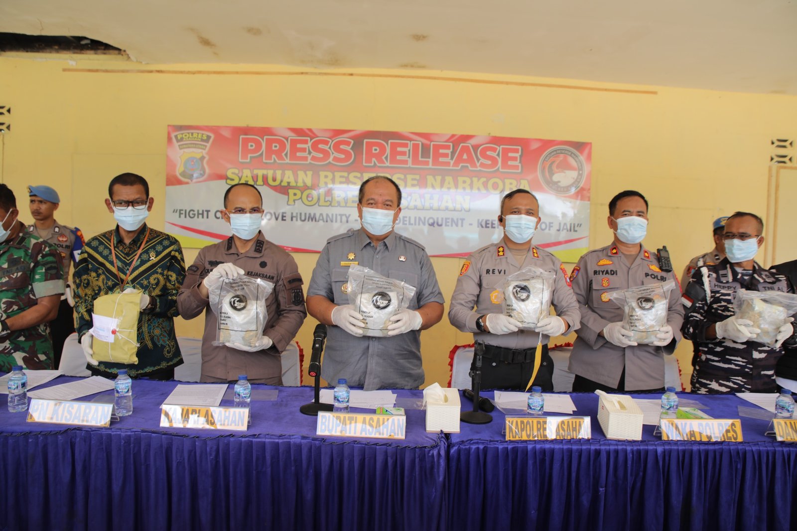 Forkopimda Asahan tunjukkan barang bukti narkoba jenis sabu kepada wartawan