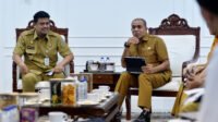 Gubernur Sumatera Utara (Sumut) Muhammad Bobby Afif Nasution memimpin Rapat Koordinasi dengan Organisasi Perangkat Daerah (OPD) terkait untuk Pembangunan Rumah Sakit Internasional Provinsi Sumut di Ruang Kerja Kantor Gubernur Jalan Diponegoro Kota Medan. Senin (18/5/2026).