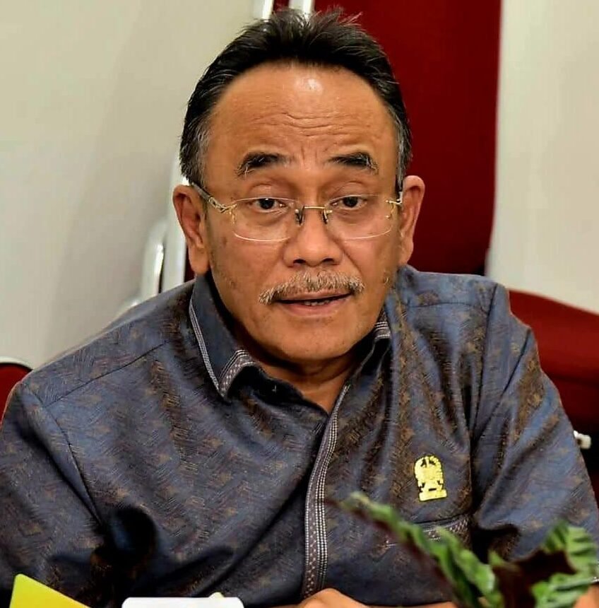Anggota Komisi 3 DPRD Medan Drs Godfried Effendy Lubis MM
